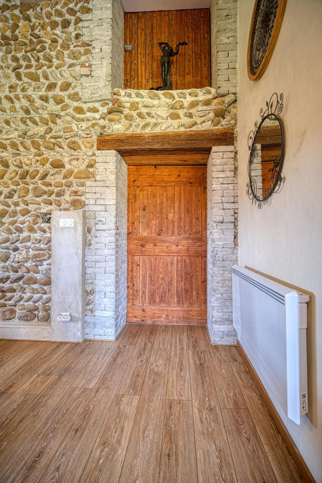 Maison Michonieres - Gite 3 Etoiles - 8 Personnes Miribel  Екстер'єр фото